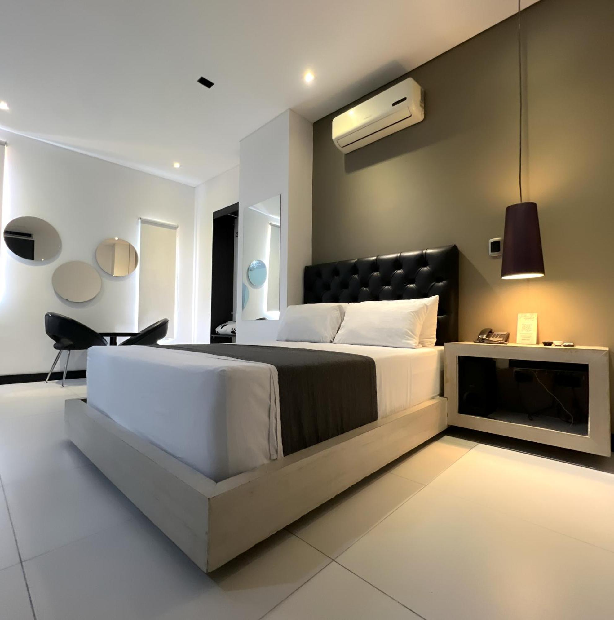 Hotel 47 Medellin Center Bagian luar foto